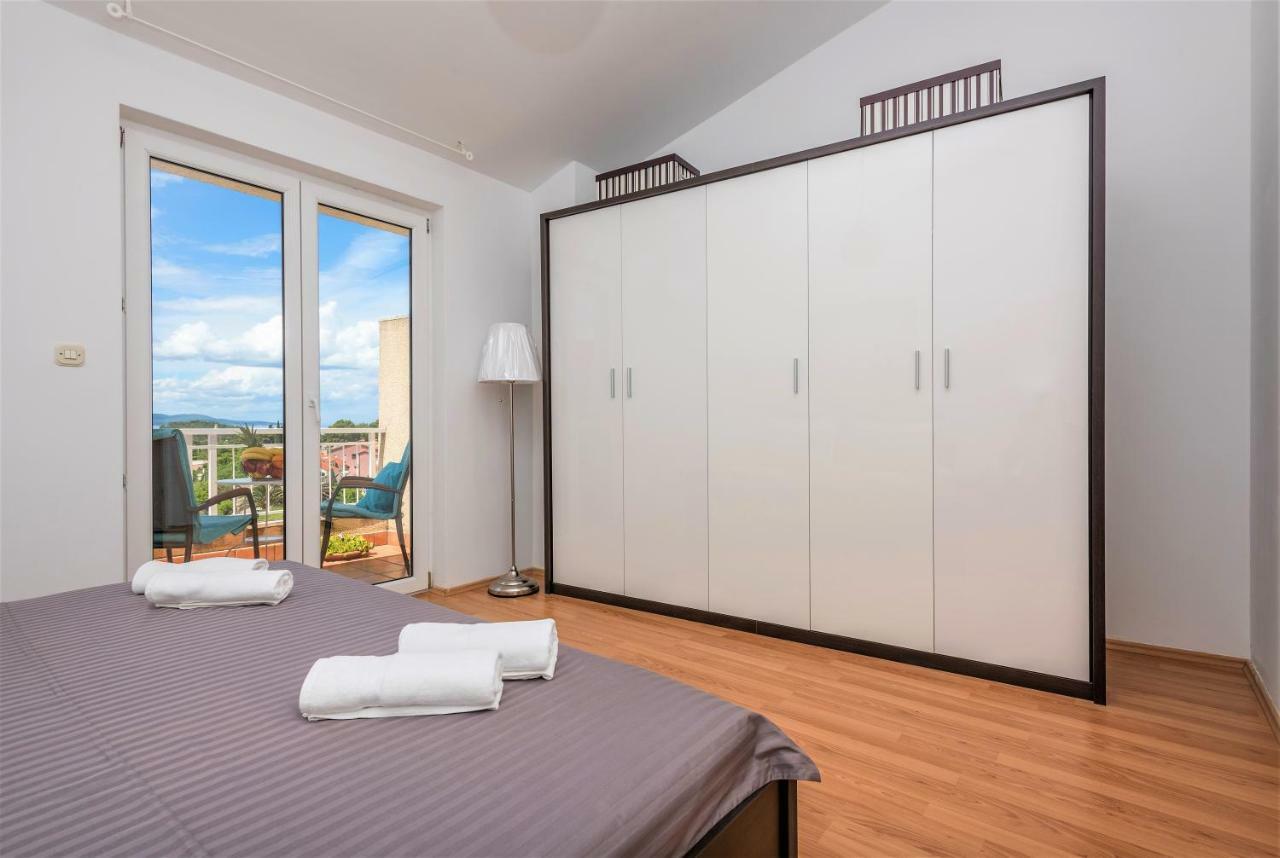 Andor - Lux, Two Beautiful Terraces With Sea & Sunset View Apartment Makarska Exterior photo