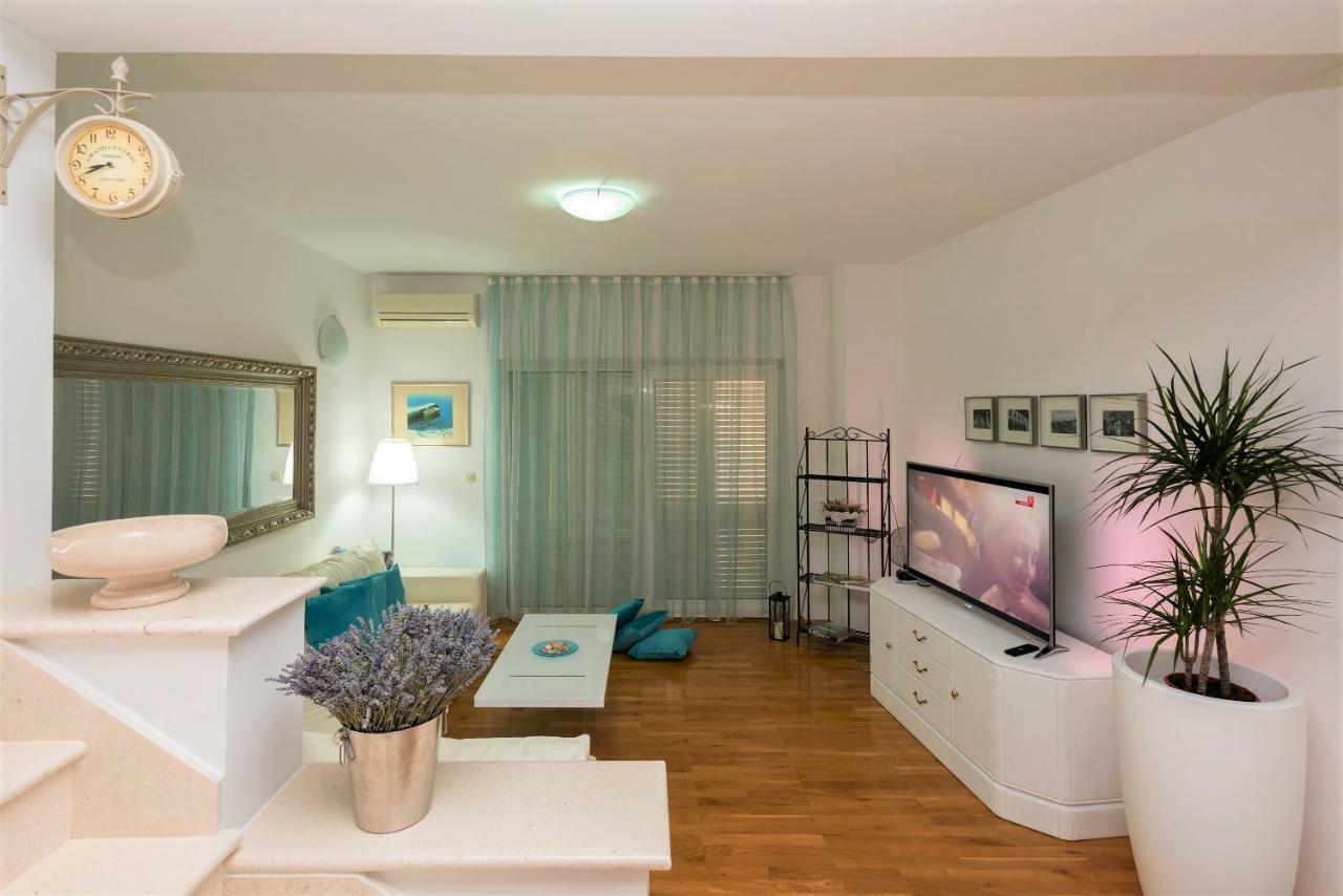 Andor - Lux, Two Beautiful Terraces With Sea & Sunset View Apartment Makarska Exterior photo